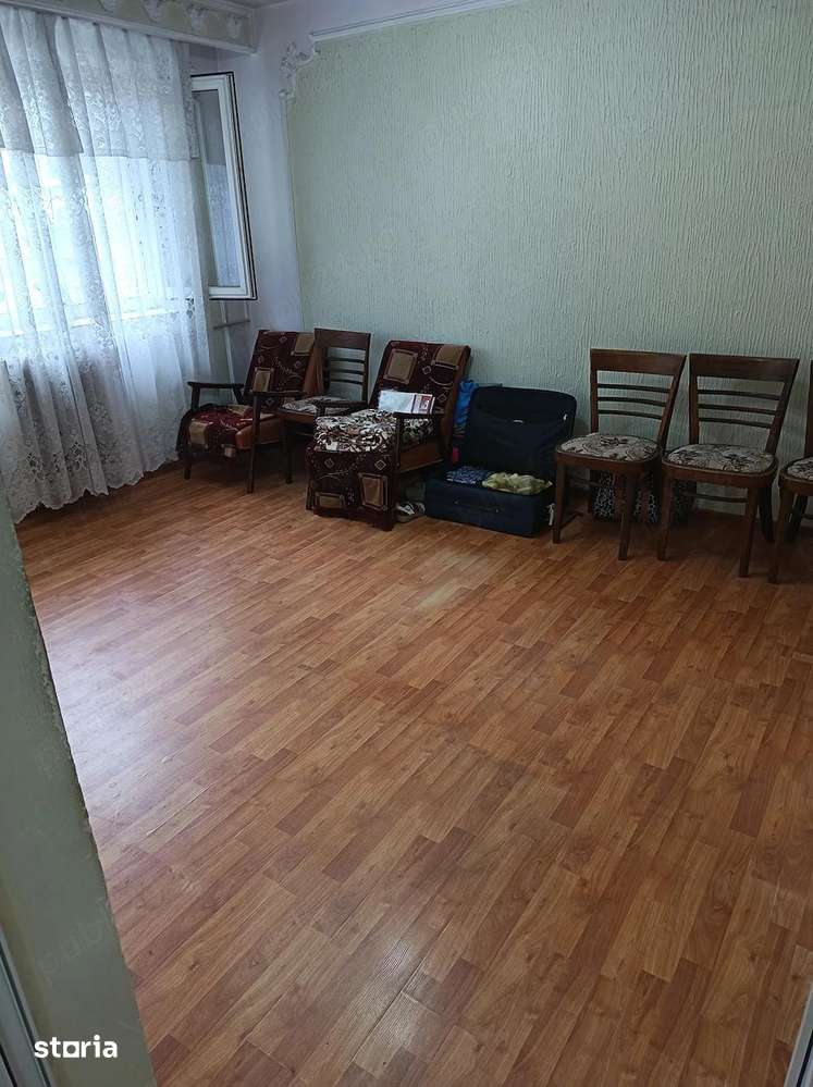 Apartament 2 camere zona Bulevard/ Pasapoarte , et 3 , decomandat — fotografia 1