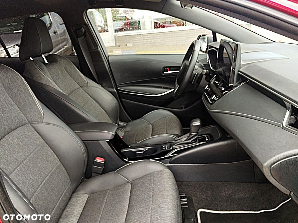 Toyota Corolla - 6