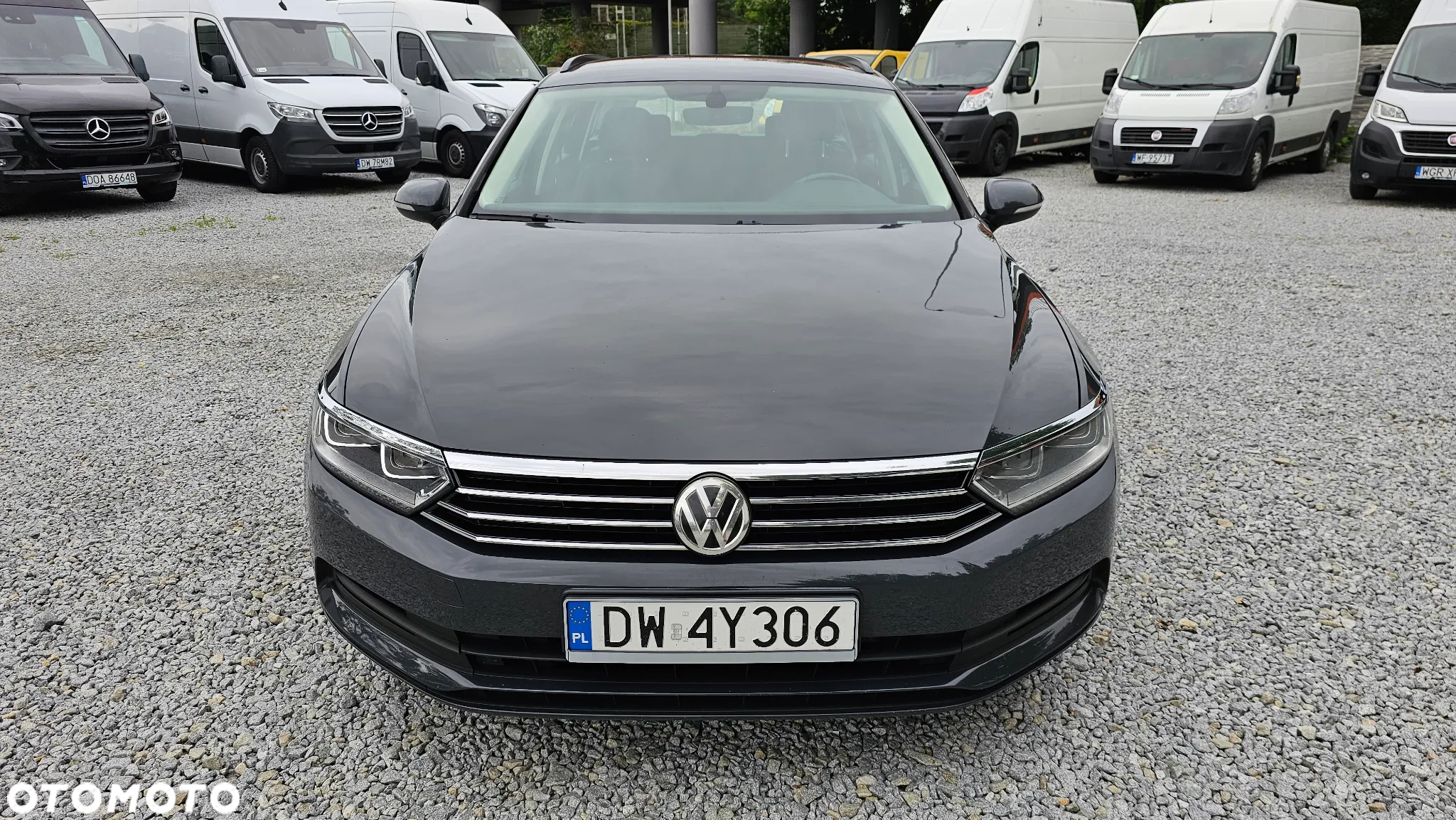 Volkswagen Passat 1.6 TDI BMT Comfortline - 3