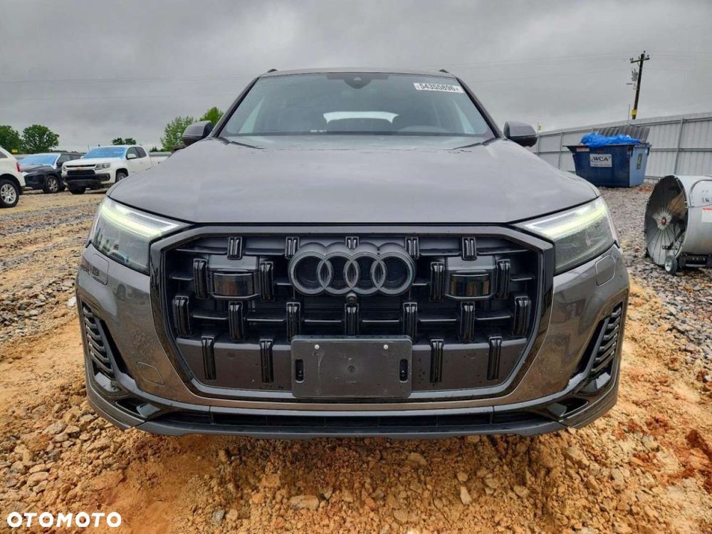 Audi Q7 - 6
