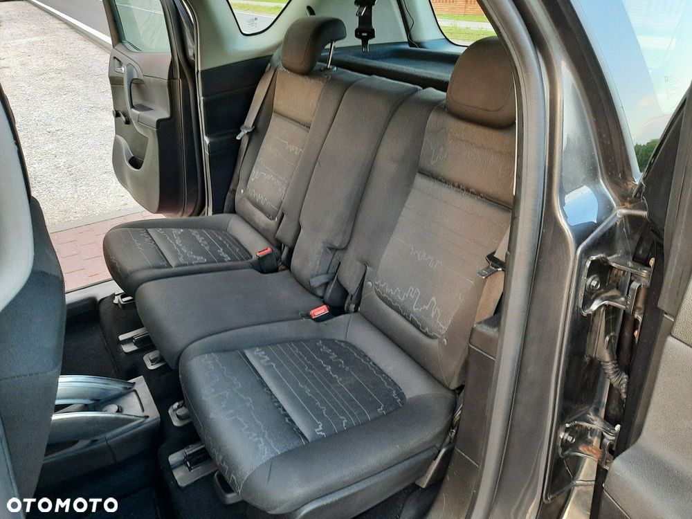 Opel Meriva - 12