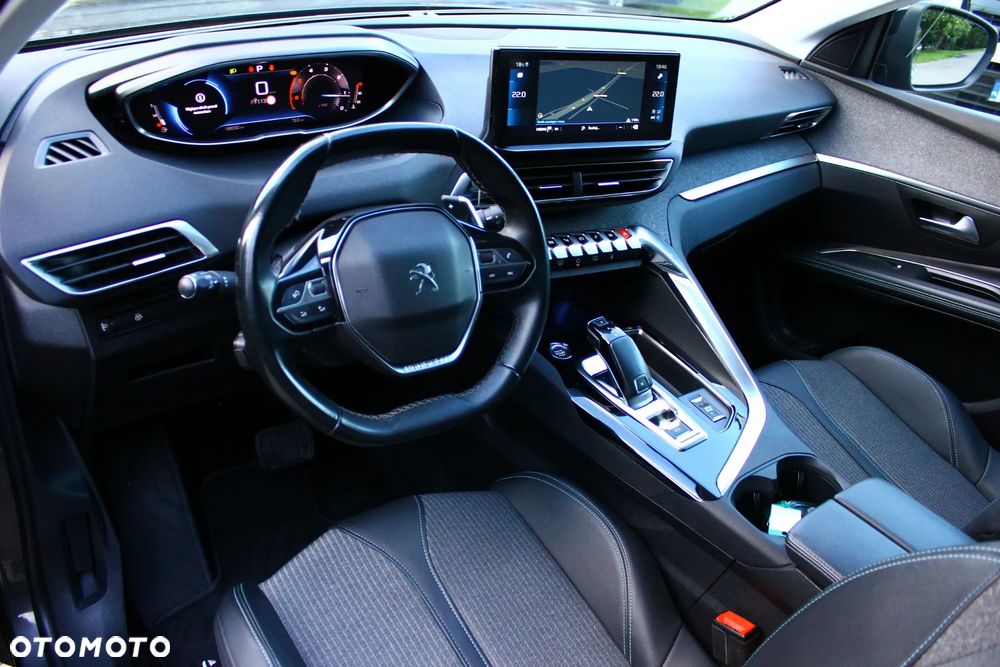 Peugeot 5008 BlueHDi 180 EAT8 Allure - 23