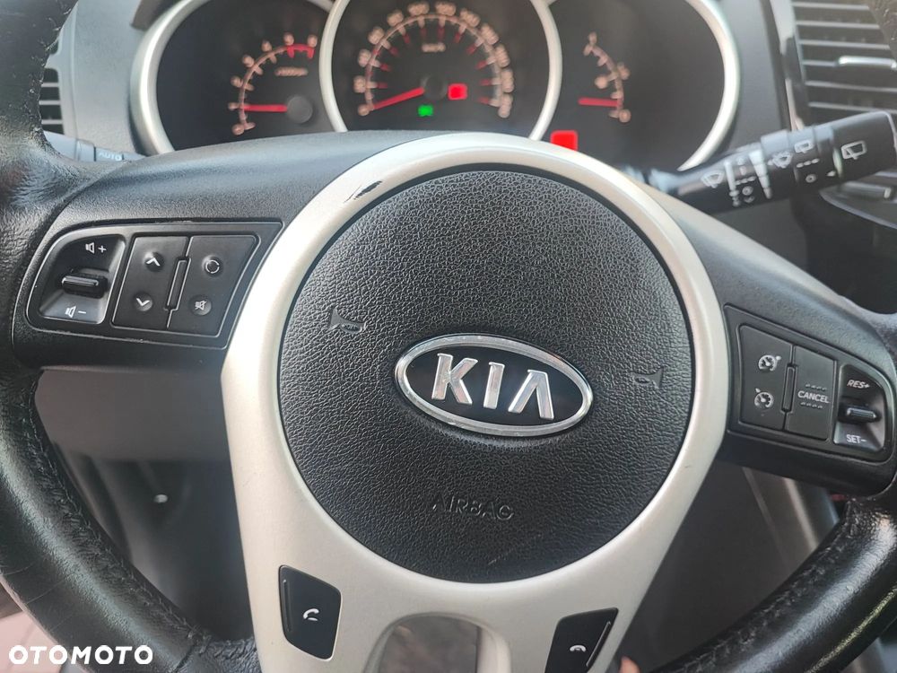 Kia Venga 1.4 CRDi 90 Vision - 24