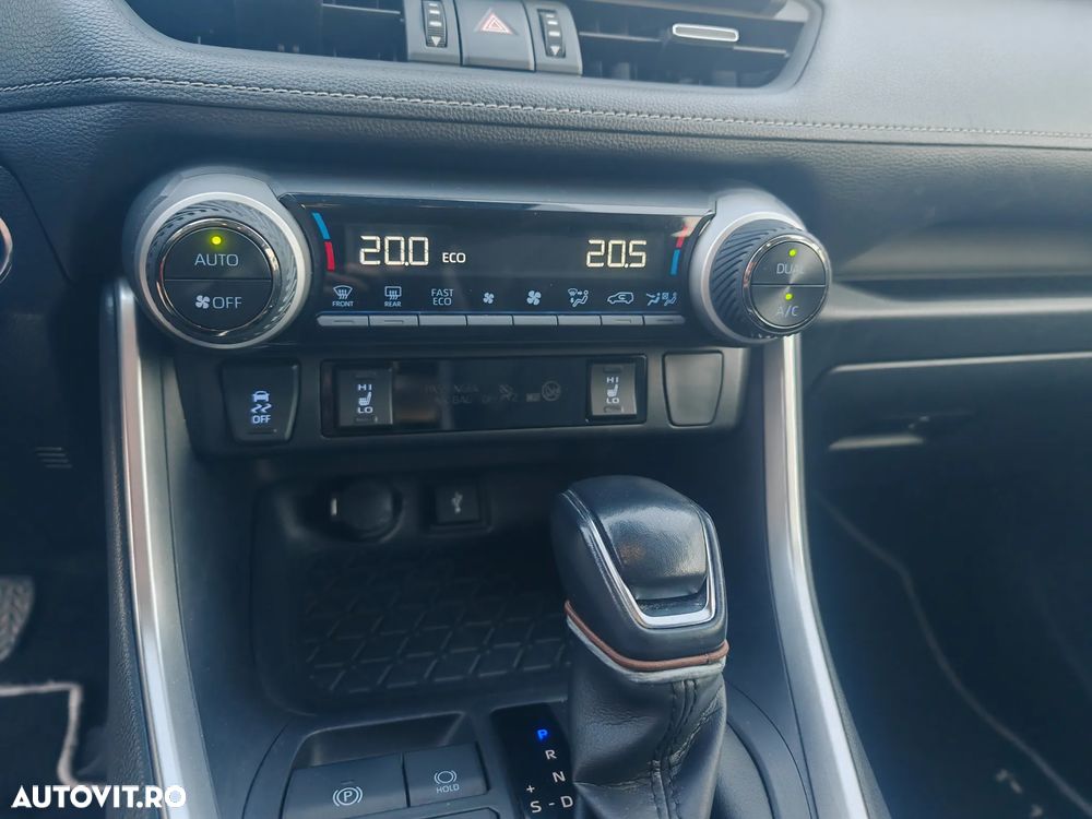 Toyota RAV4 2.5 4x4 Style Selection - 13