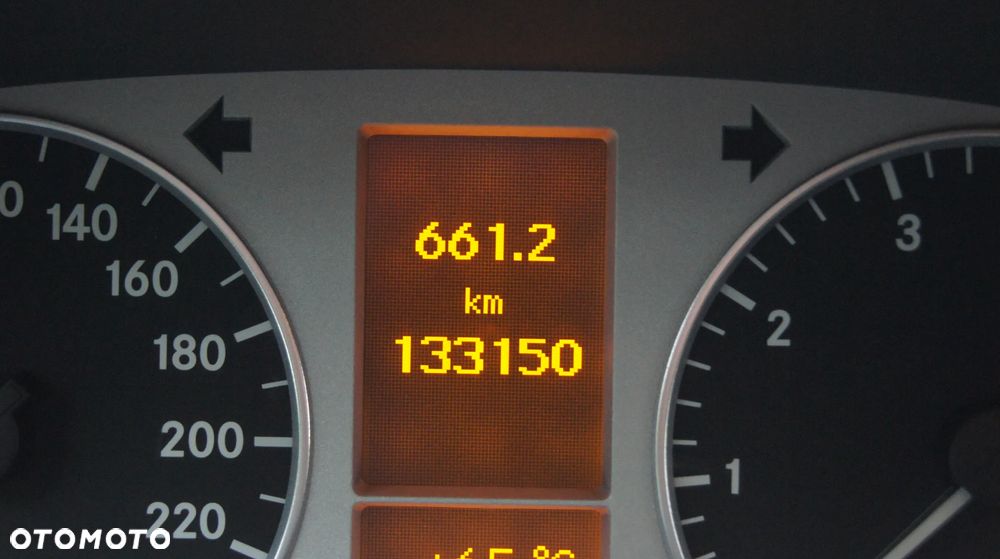 Mercedes-Benz Klasa B 150 Special Edition - 16