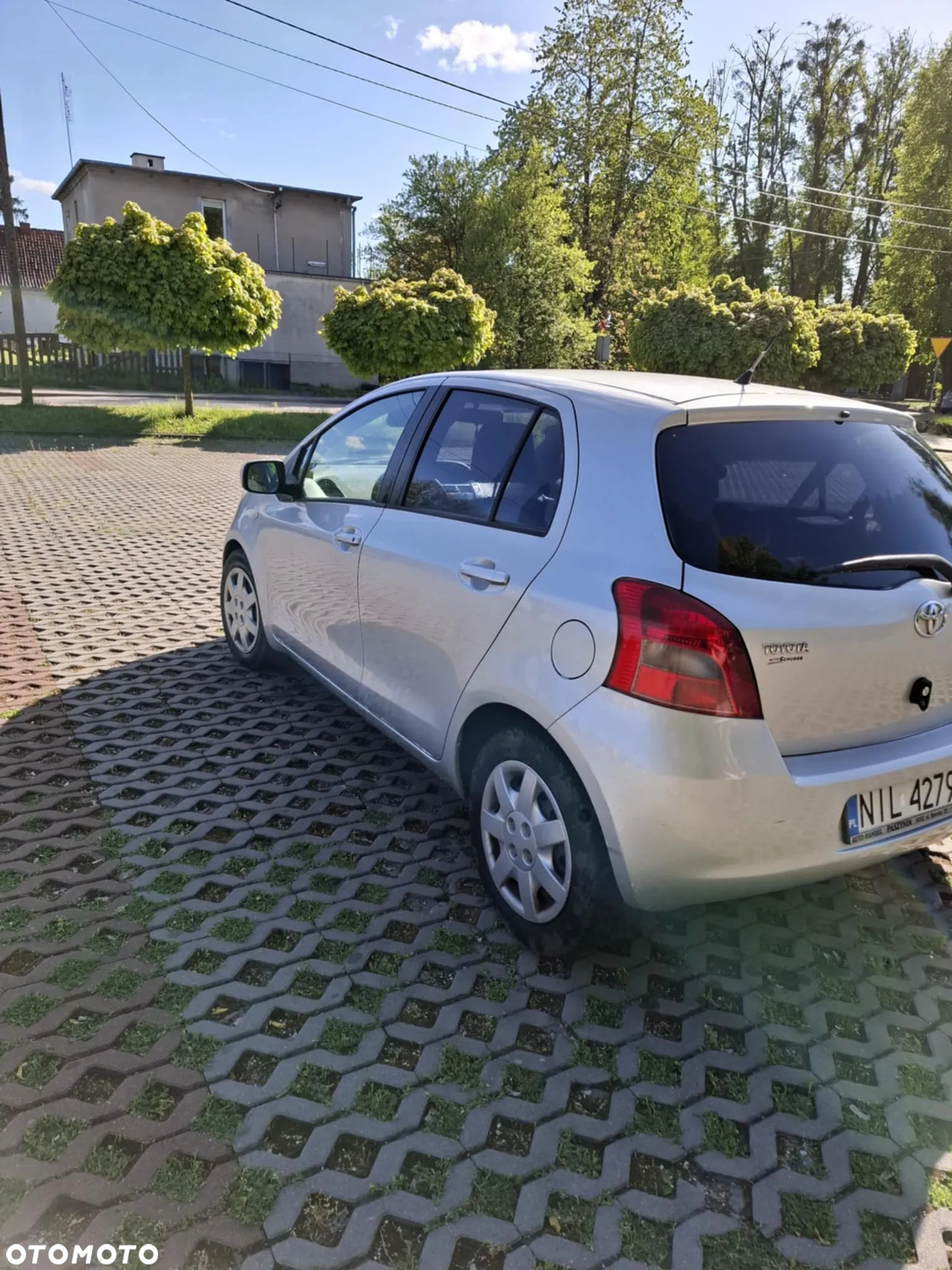 Toyota Yaris 1.3 - 3