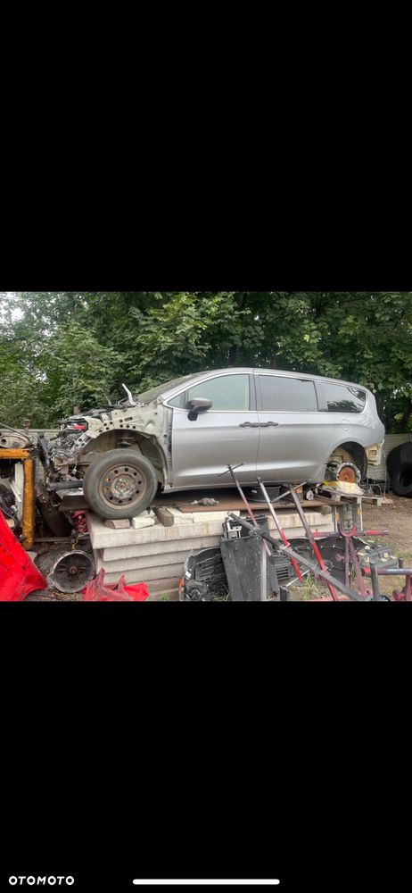 Chrysler pacifica ćwiartka przód tył drzwi lewe  skrzynia biegów silnik sanki - 1