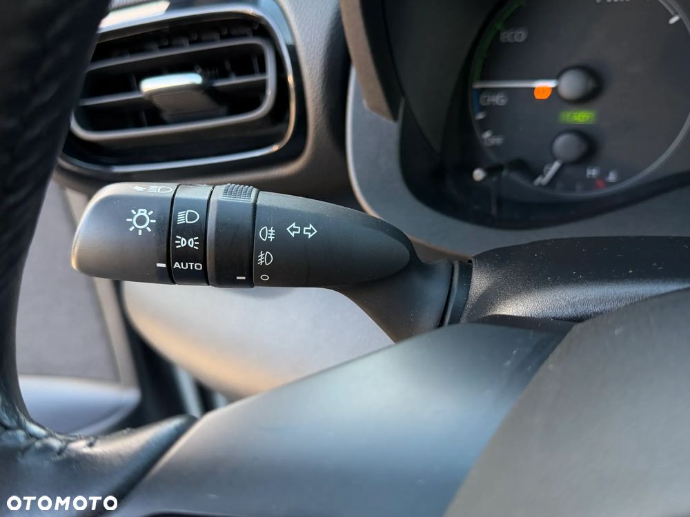 Toyota Yaris Hybrid 1.5 Comfort - 27