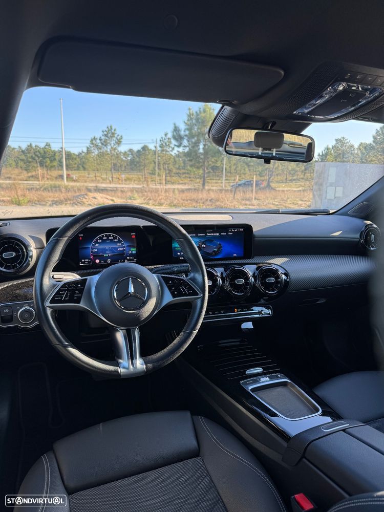 Mercedes-Benz A 250 e - 12