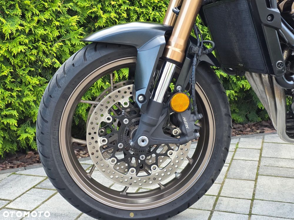 Honda CB - 20