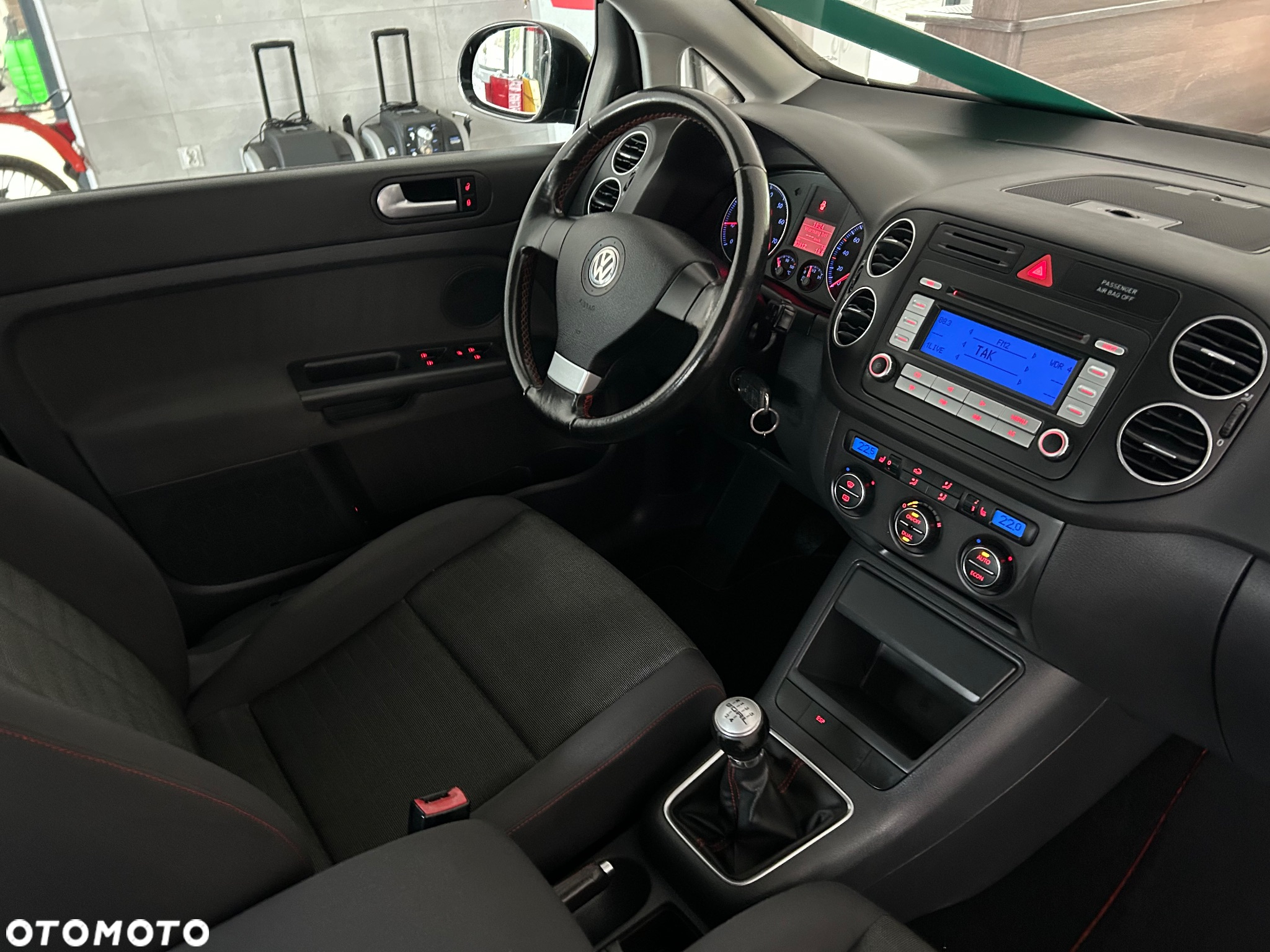 Volkswagen Golf Plus 1.4 FSI Comfortline - 26
