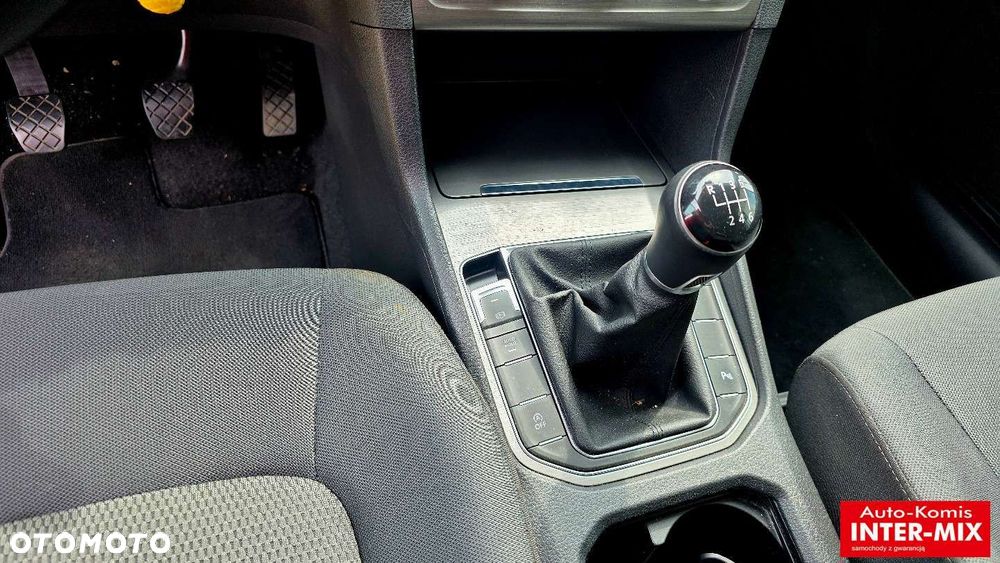 Volkswagen Golf Sportsvan - 31