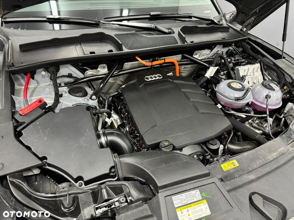 Audi Q5 55 TFSIe quattro S tronic S line - 22