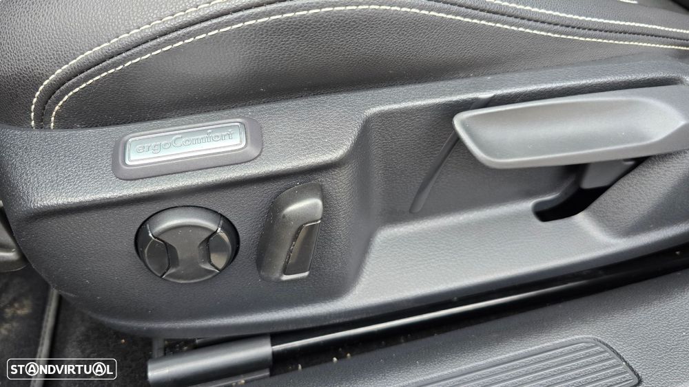 VW Passat Variant - 47