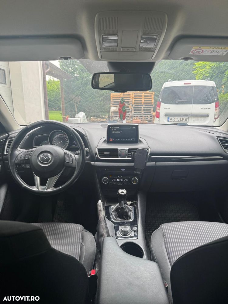 Mazda 3 G120 Attraction - 6