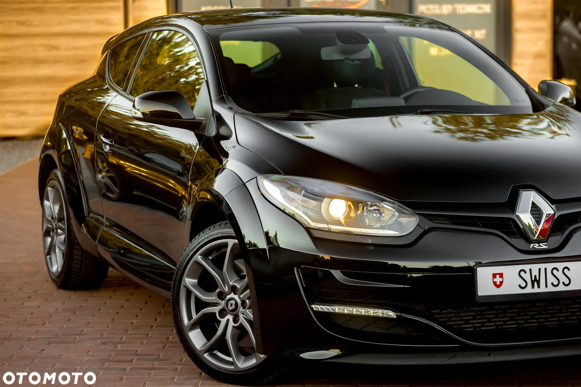 Renault Megane TCe 265 Coupe R.S Trophy - 2