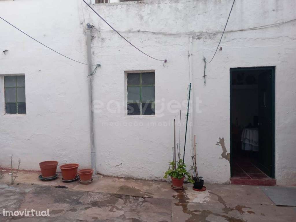 Moradia para recuperar no Centro da Cidade de Beja - Grande imagem: 3/13