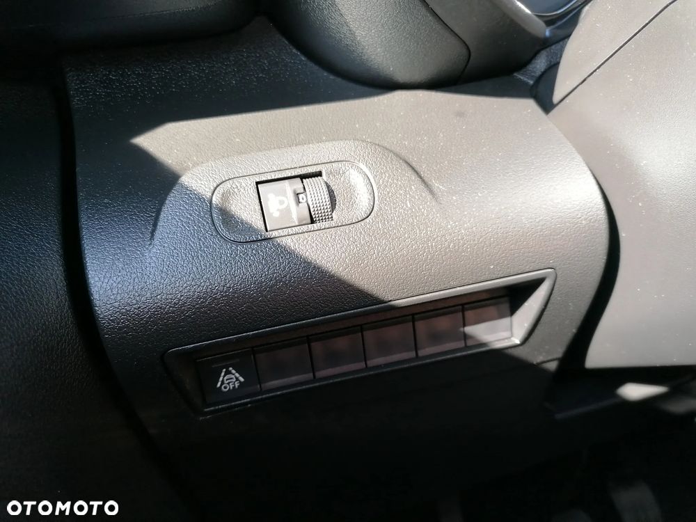 Toyota Proace City Verso 1.5 D-4D Business - 12