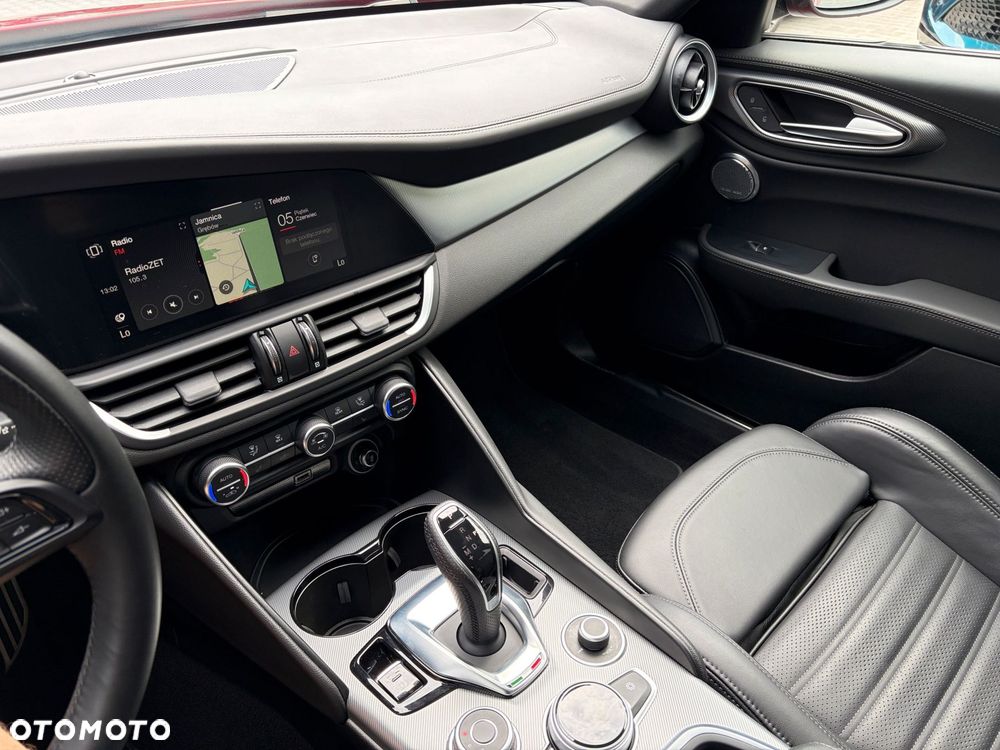 Alfa Romeo Giulia - 17