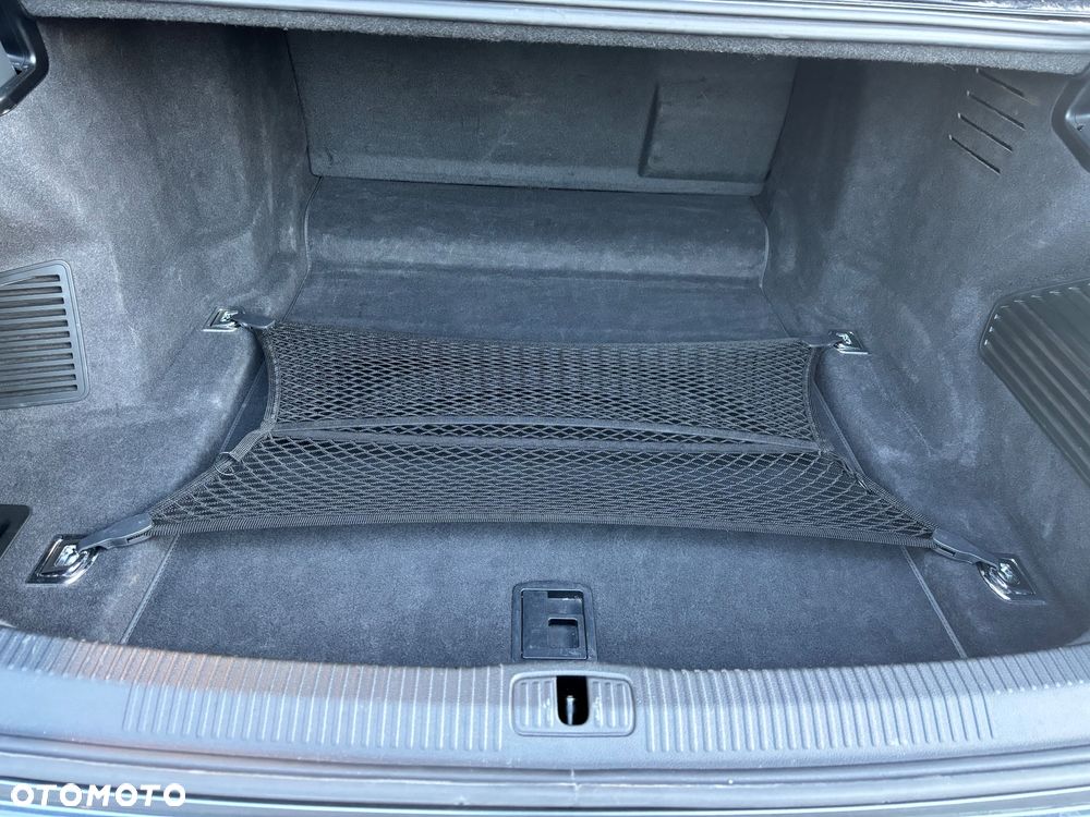 Audi S8 TFSI mHEV Quattro Tiptr - 39