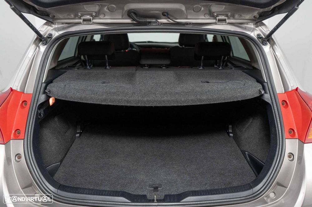 Toyota Auris - 14