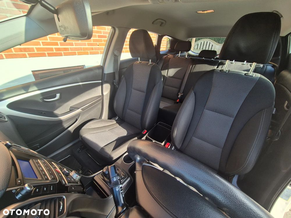 Hyundai i30 1.4 Classic - 9