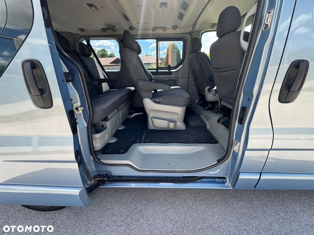 Opel Vivaro - 14