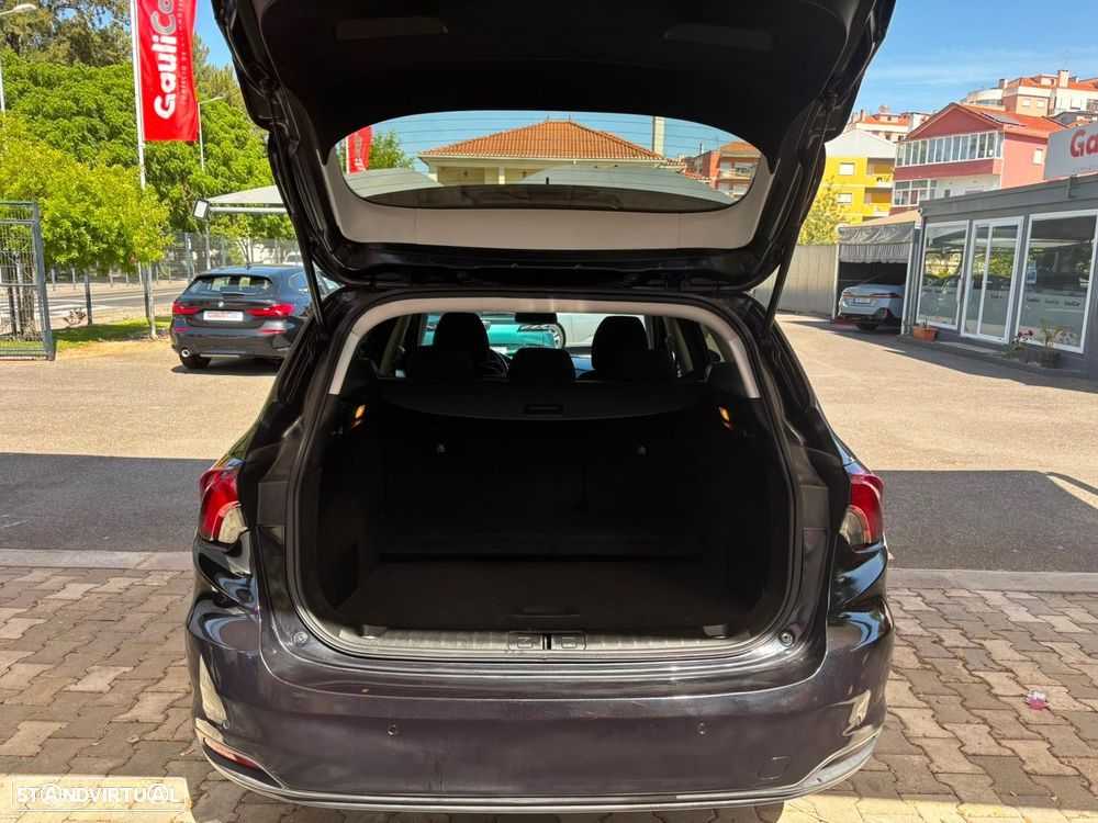 Fiat Tipo Station Wagon 1.3 M-Jet Lounge - 12