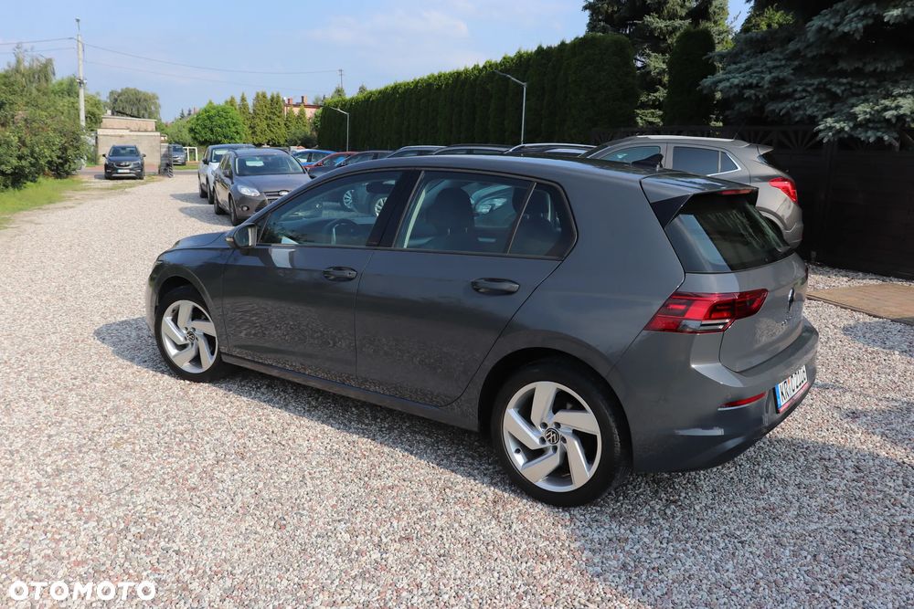 Volkswagen Golf 2.0 TDI SCR Life - 15