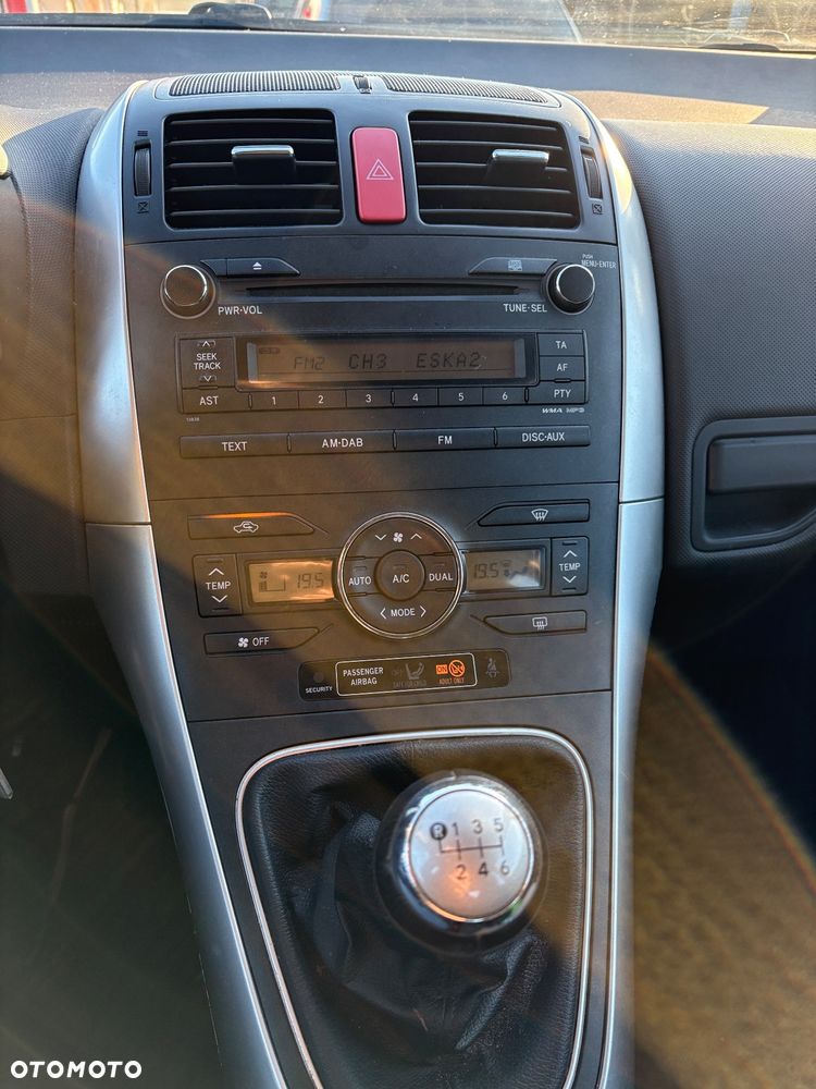 Toyota Auris - 9