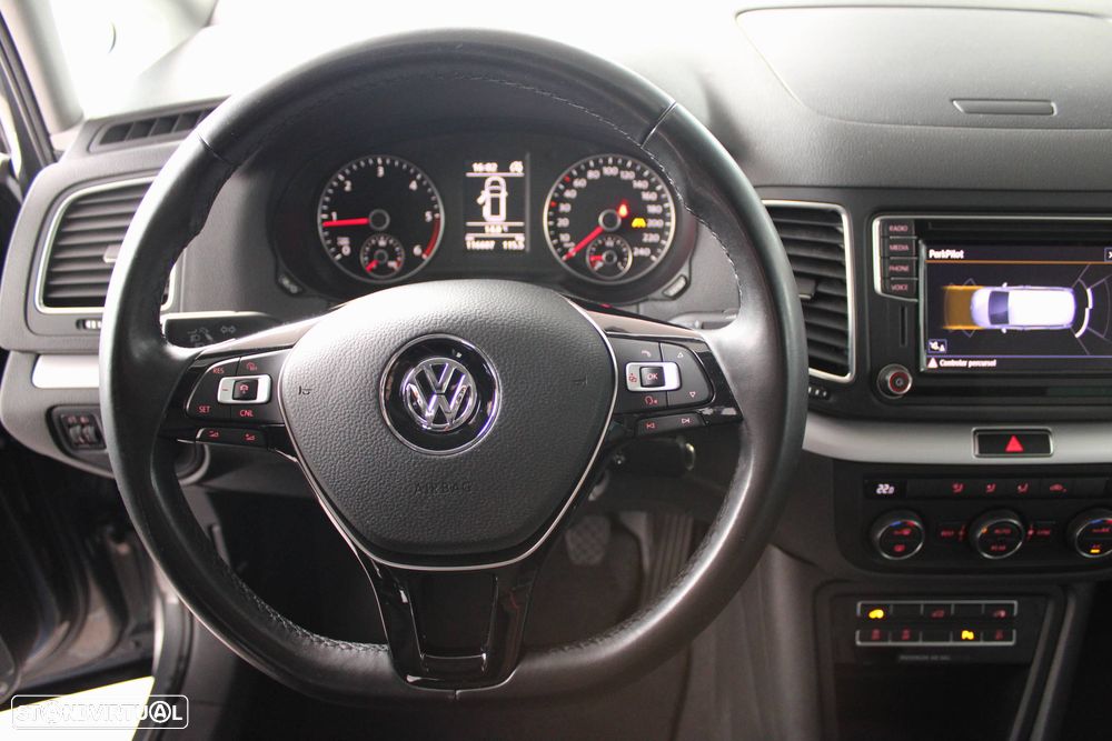 VW Sharan 2.0 TDI Confortline - 8