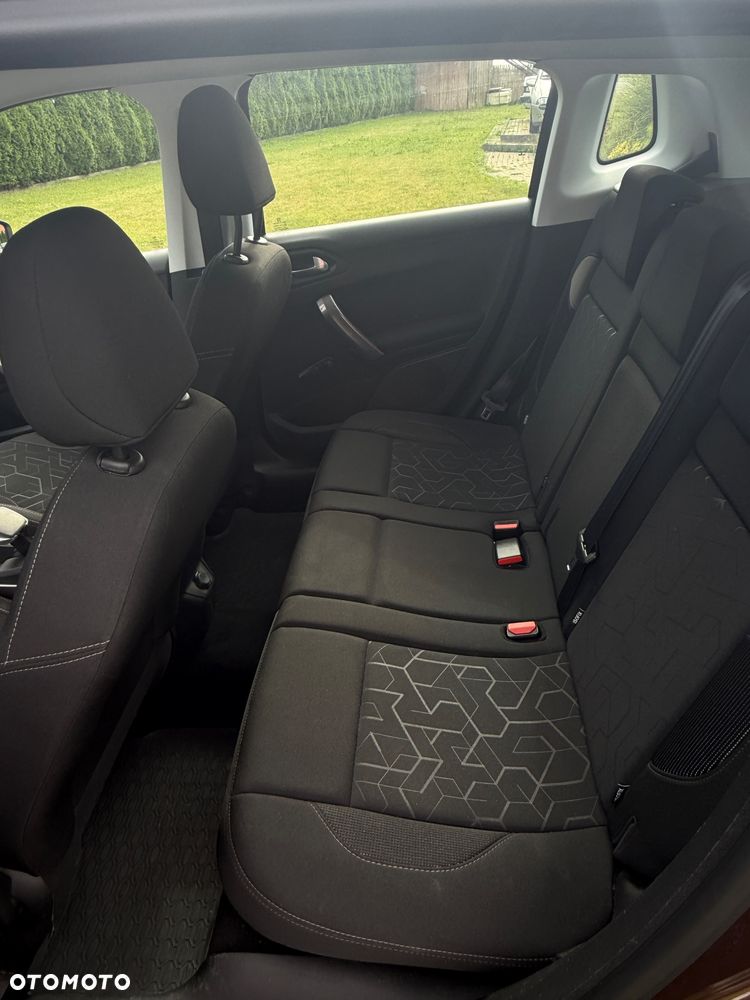 Peugeot 2008 1.6 VTi Active - 16