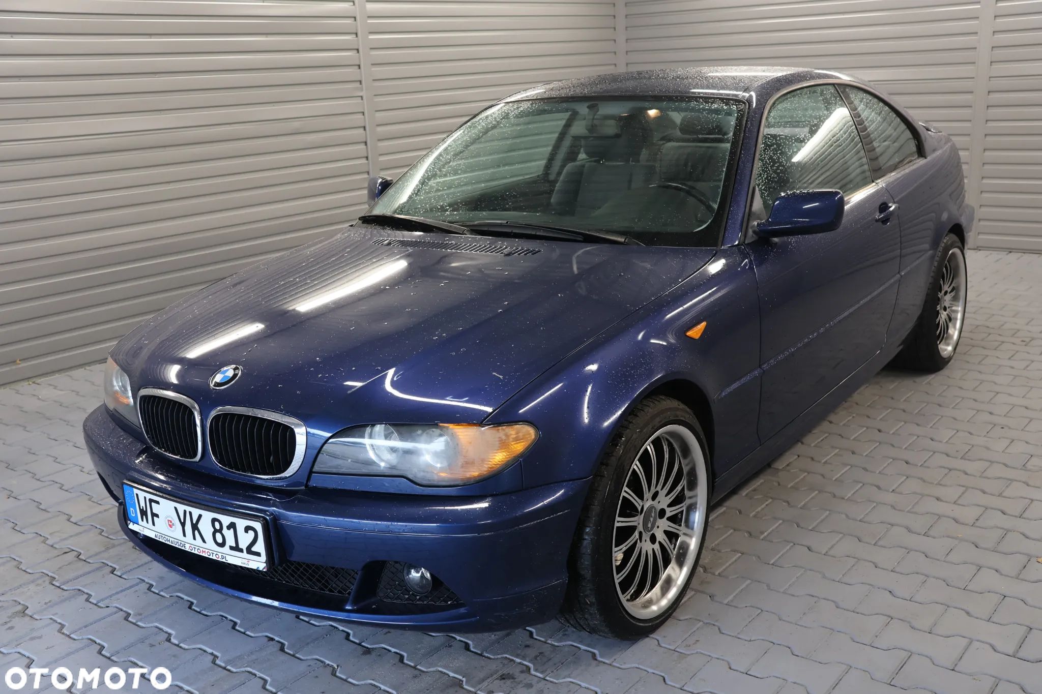 BMW Seria 3 318i - 1