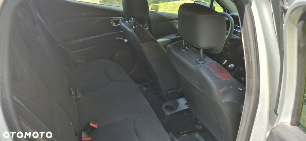 Renault Clio 1.2 16V Life - 8