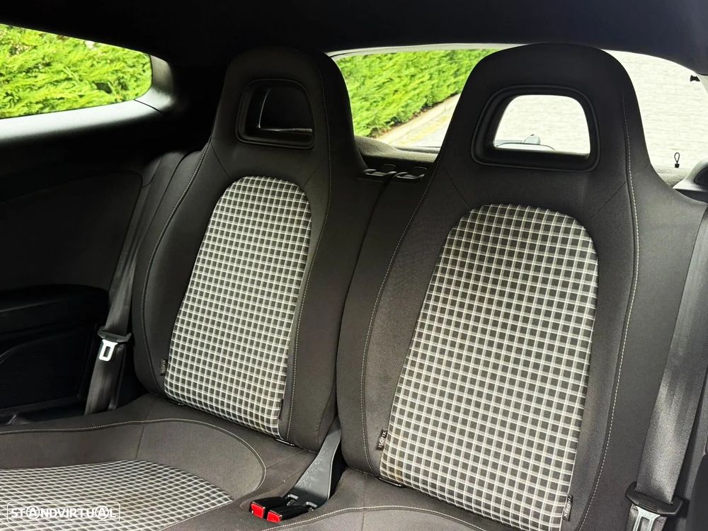 VW Scirocco 2.0 TDI Sport - 19
