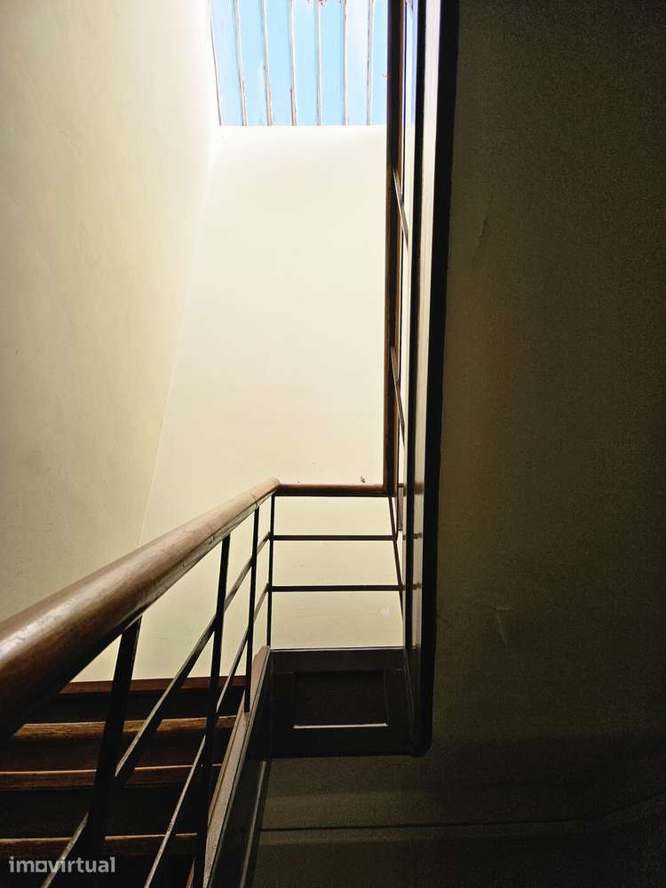 Apartamento T2(+1) totalmente remodelado – Arrendamento com contrato - Grande imagem: 3/14