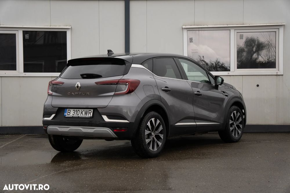 Renault Captur MHEV 140 Techno - 6