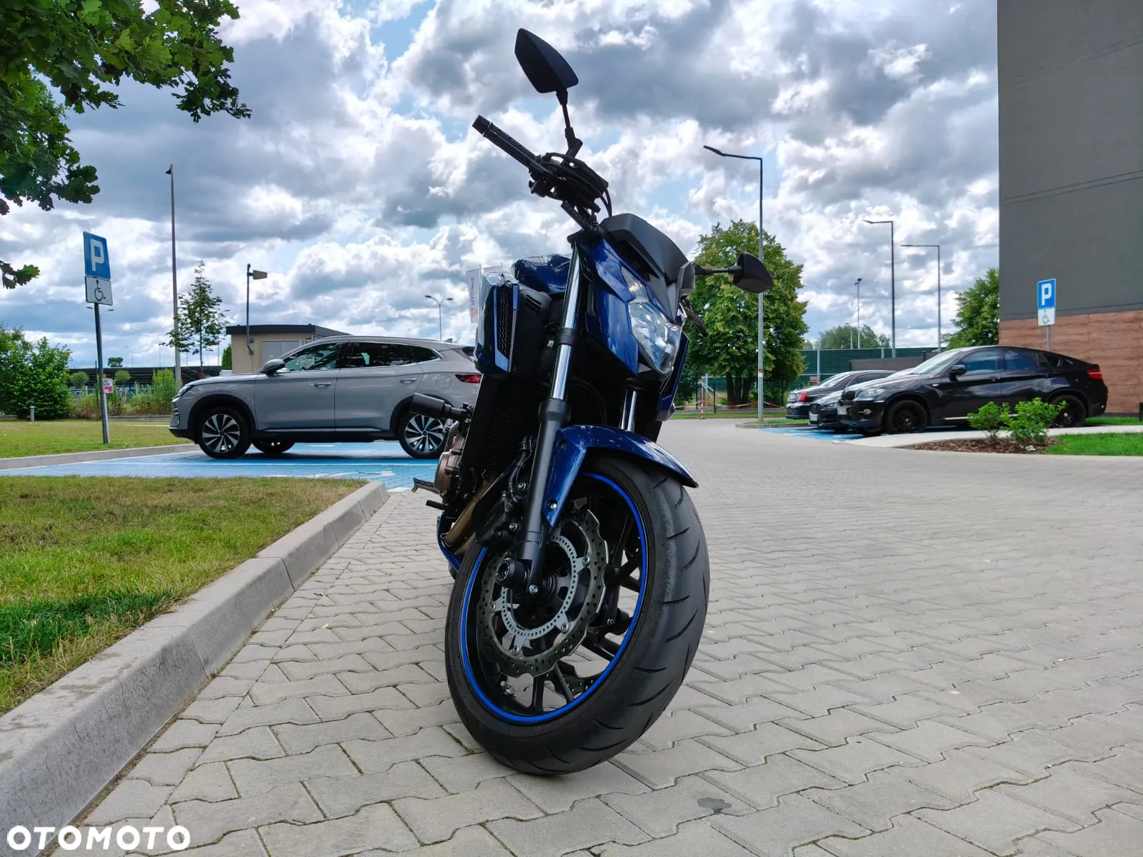 Honda CB - 2