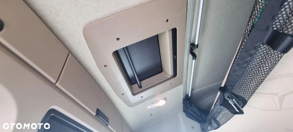 Mercedes-Benz Zestaw Mercedes Benz Actros 1842 + naczepa silo Feldbinder EUT 45.3 - 7