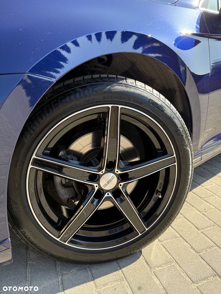 Volkswagen Passat 2.0 TDI SCR DSG Comfortline - 30