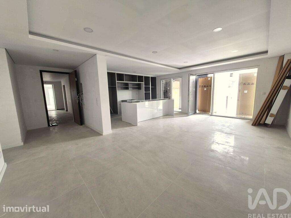 Apartamento T2 em Palmela de 148,00 m2 - Grande imagem: 4/12