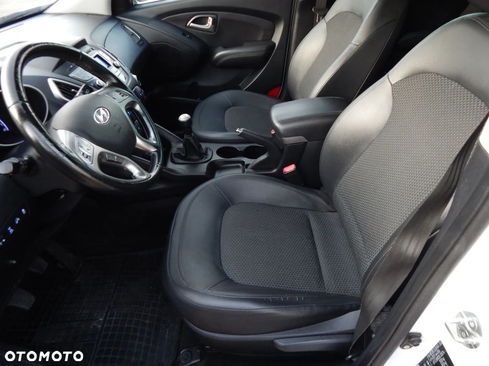 Hyundai ix35 2.0 4WD Style - 13