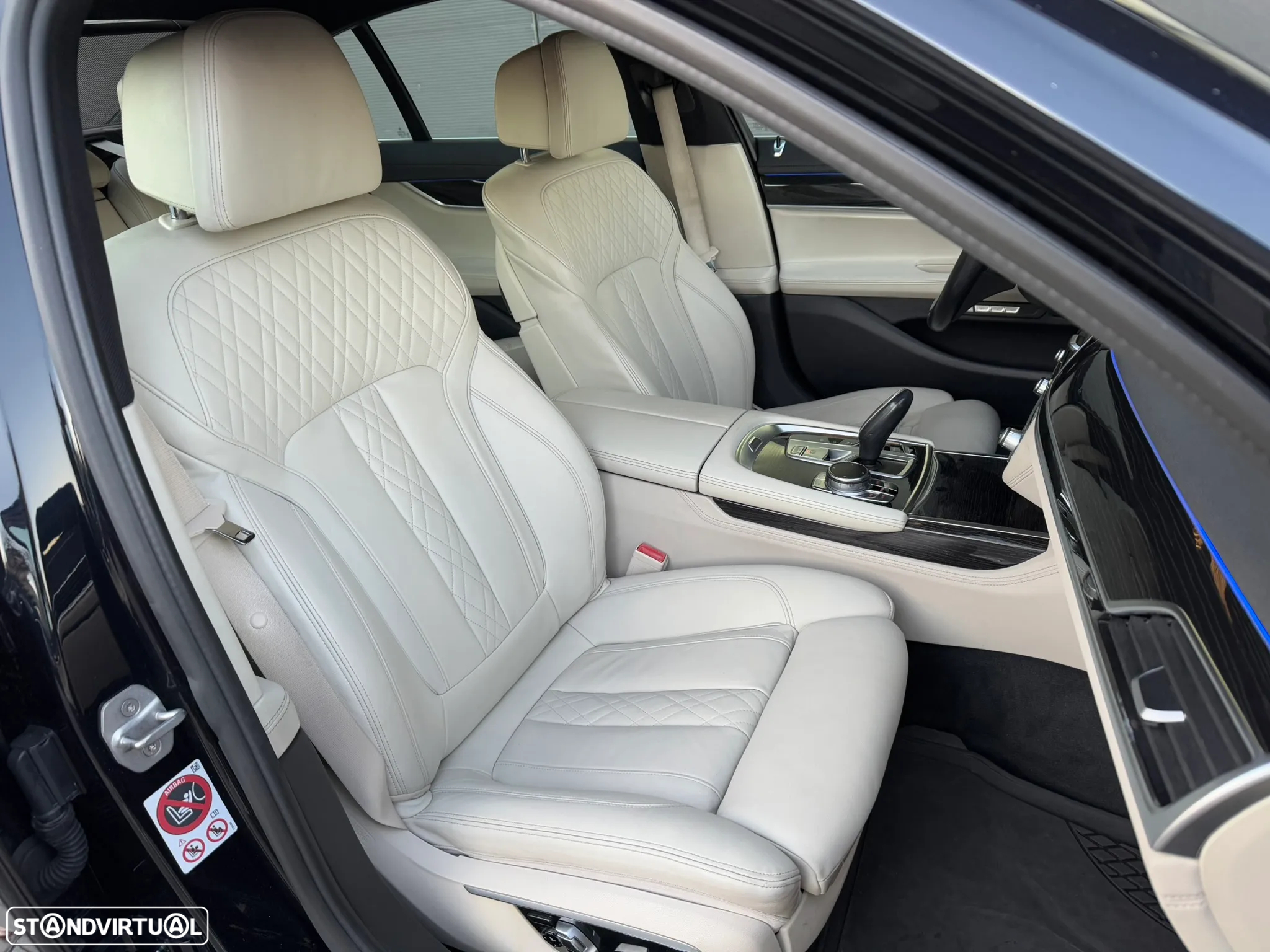 BMW 730 d Pack M - 15