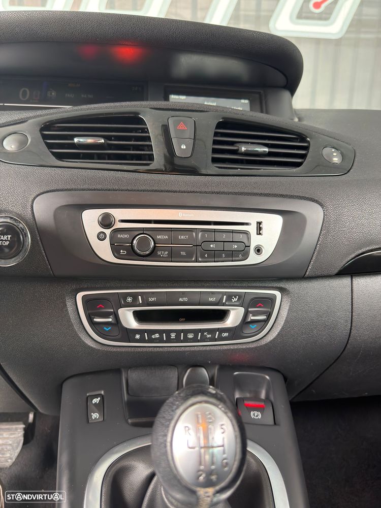 Renault Grand Scénic 1.5 dCi Bose Edition SS - 28