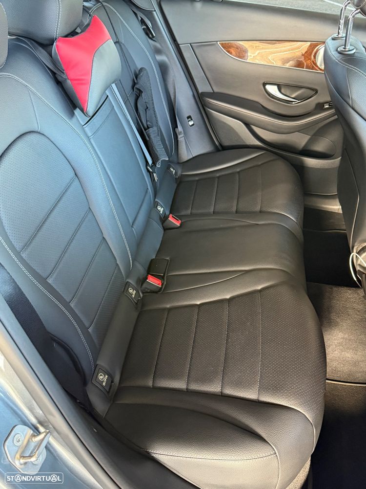 Mercedes-Benz GLC 300 4Matic 9G-TRONIC - 24