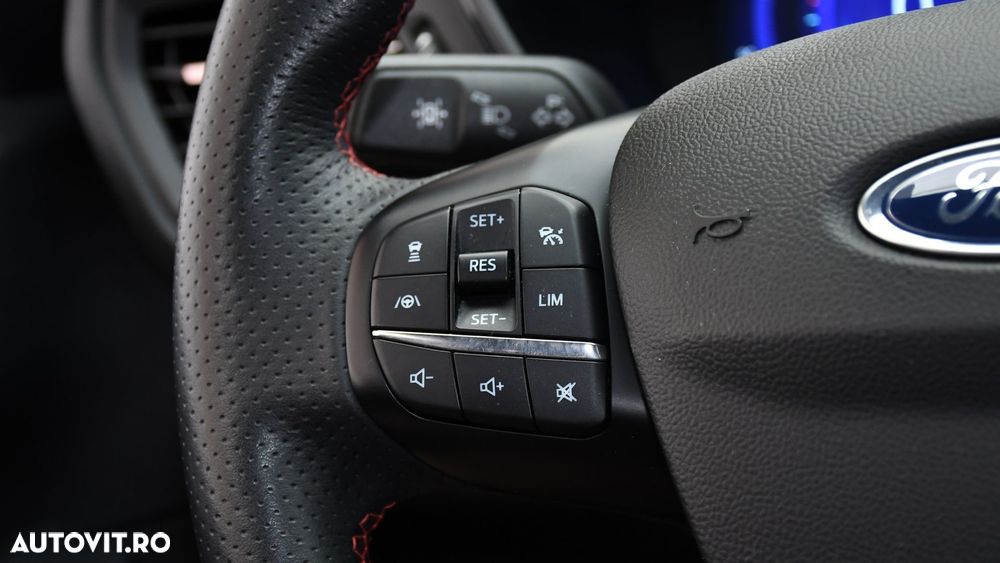 Ford Kuga 2.5 Duratec PHEV ST-LINE X - 22