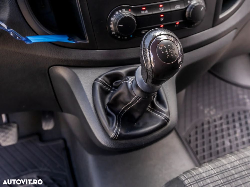 Mercedes-Benz Vito MIX / E FWD - 15