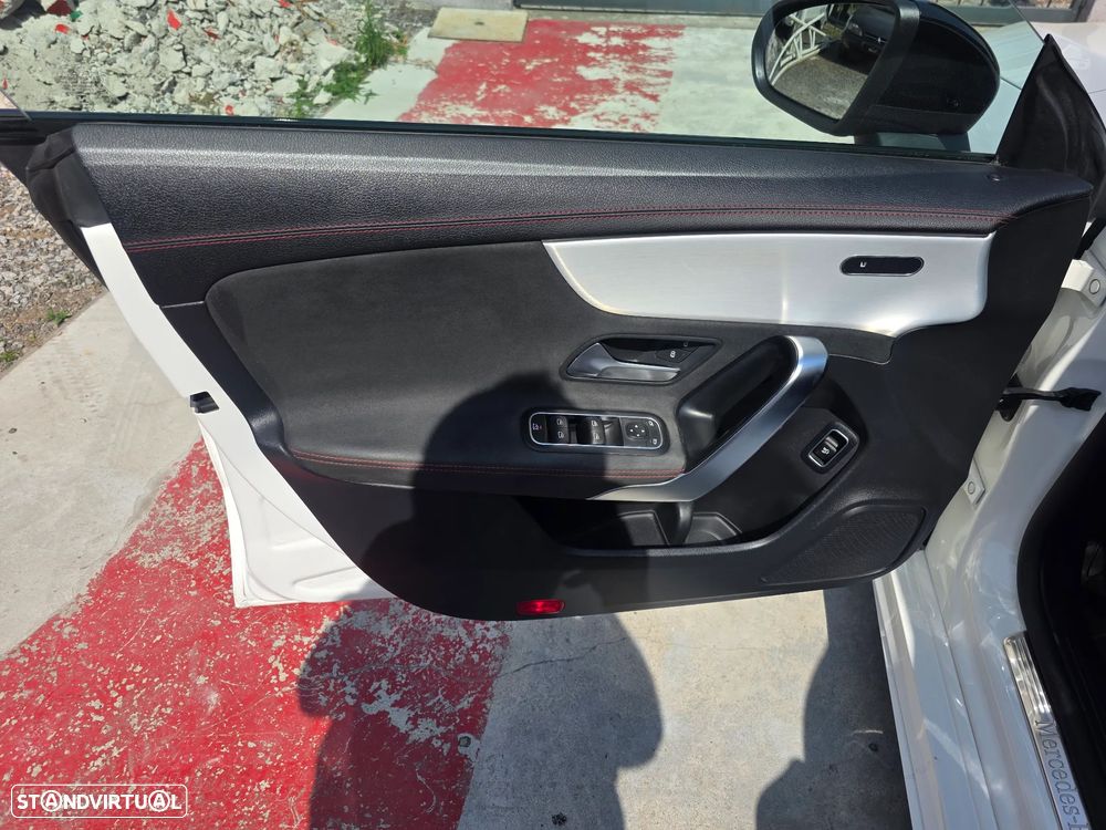 Mercedes-Benz CLA 200 d 8G-DCT AMG Line - 10