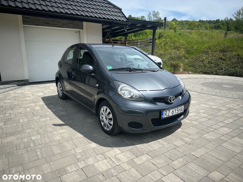 Toyota Aygo - 1