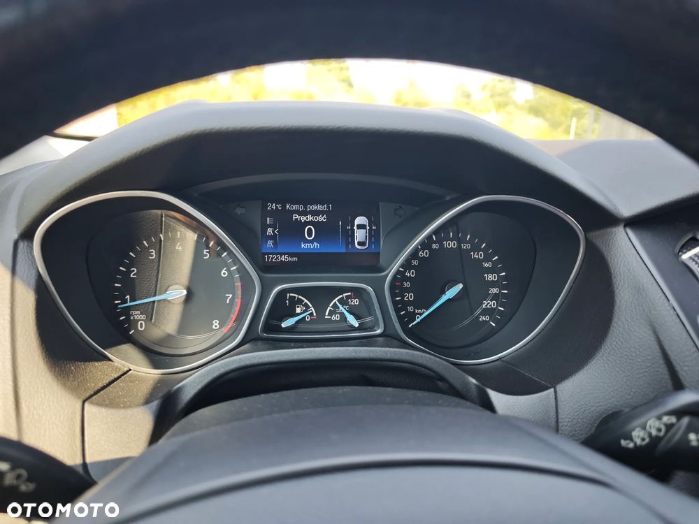 Ford Focus - 8